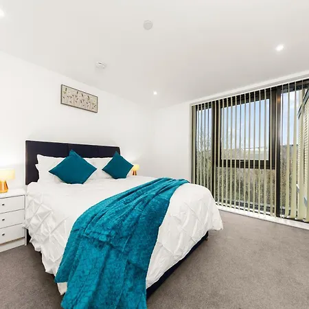 62 Percent Off- Long - Centre - Perfect For Relocations, Business, Families And Leisure! Book Today At Premium Executive Serviced Apartments- 2 Bed - Arden Gate, Free Wi-fi Birmingham