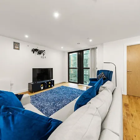 62 Percent Off- Long - Centre - Perfect For Relocations, Business, Families And Leisure! Book Today At Premium Executive Serviced Apartments- 2 Bed - Arden Gate, Free Wi-fi Appartement *