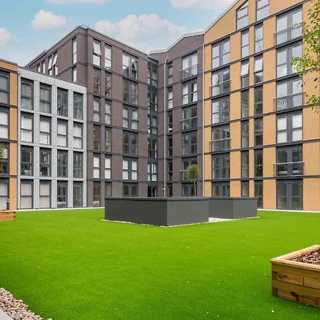 62 Percent Off- Long - Centre - Perfect For Relocations, Business, Families And Leisure! Book Today At Premium Executive Serviced Apartments- 2 Bed - Arden Gate, Free Wi-fi Appartement Birmingham